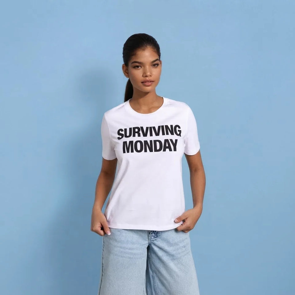 Sinsay Women's White Graphic Print T-Shirt