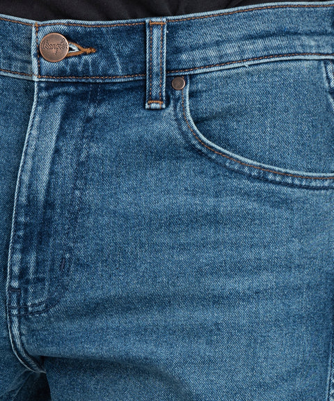 Wrangler Men's New Dawn Frontier 880 Relaxed Straight Jeans | Wrangler In Lebanon