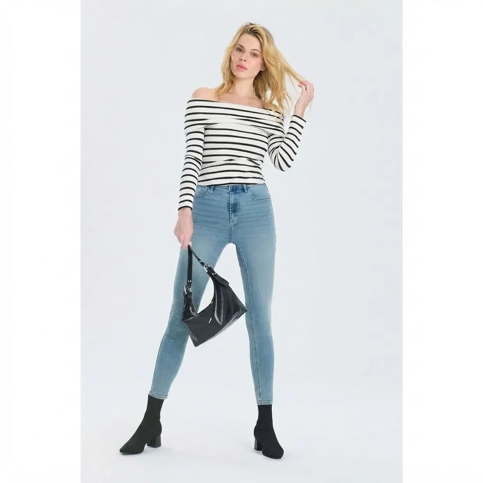 Sinsay Women's Light Blue High-Rise Skinny Jeans