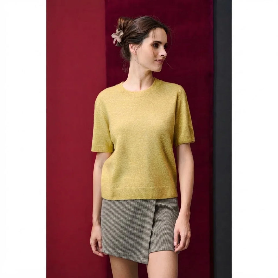 Sinsay Women's Yellow Wool Blend Short-Sleeves Sweater
