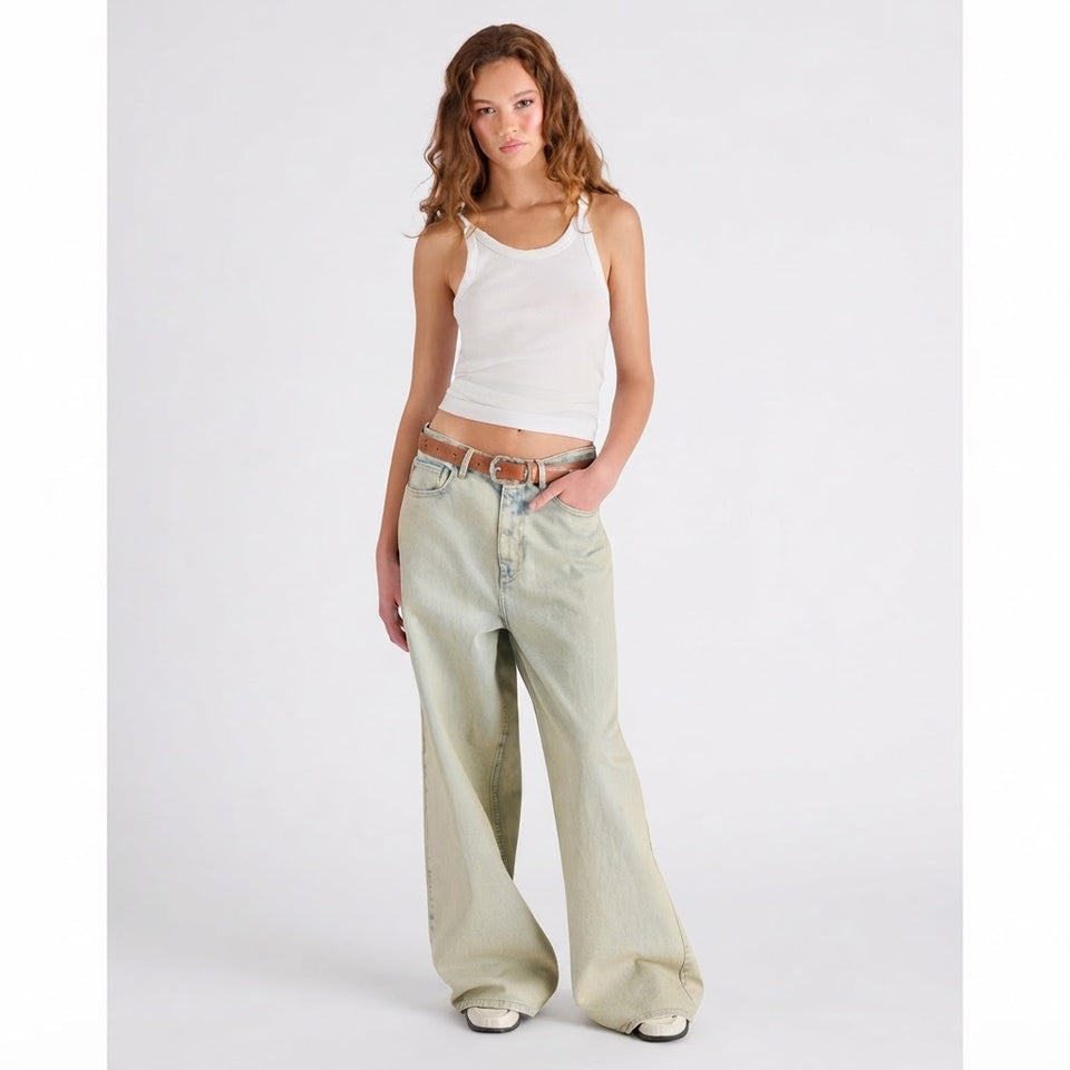 Steve Madden Women's Light Washed Wide-Leg Belted Jeans
