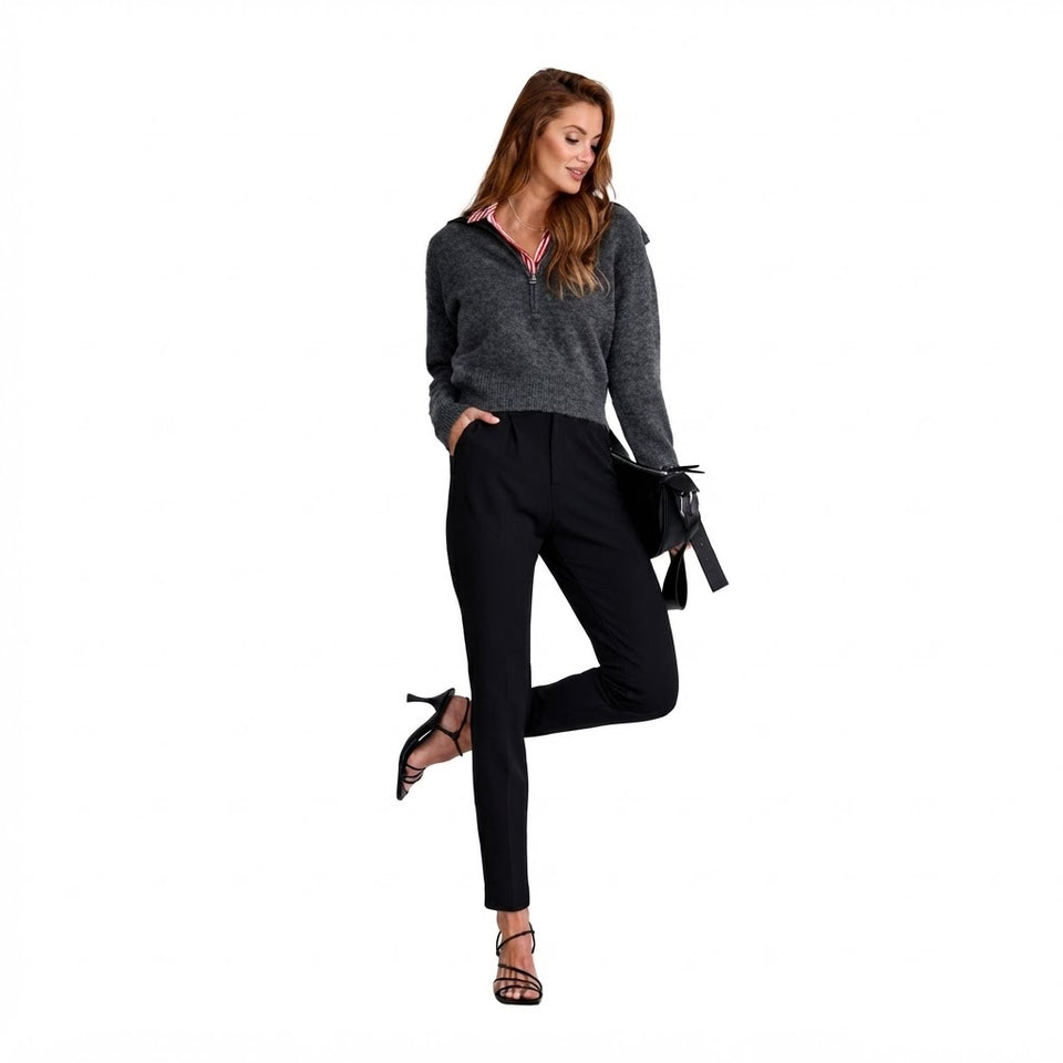 Sinsay Women's Black Slim-Fit Cigarette Trousers