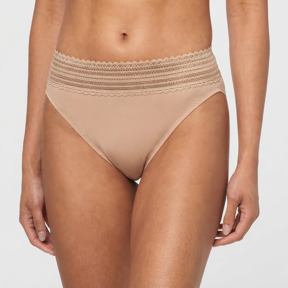 Warners Women's Tan Lace-Trimmed Seamless Briefs