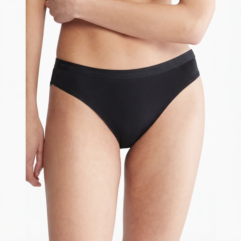 Calvin Klein Women's Black Form To Body Briefs