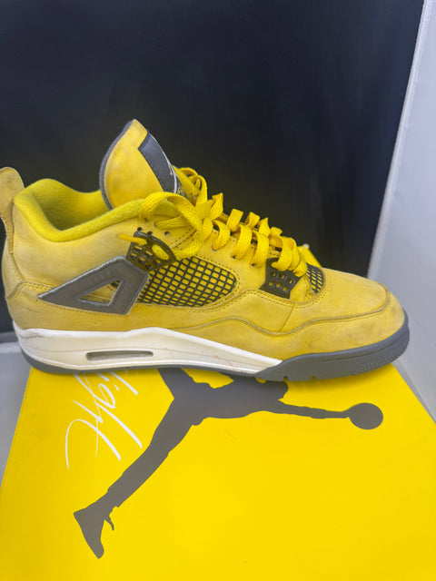 Jordan 4 Retro Lightning ( Used ) Size 11.5
