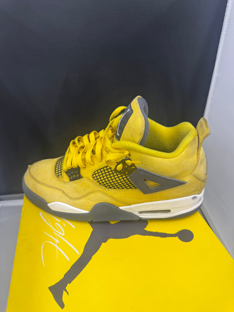 Jordan 4 Retro Lightning ( Used ) Size 11.5