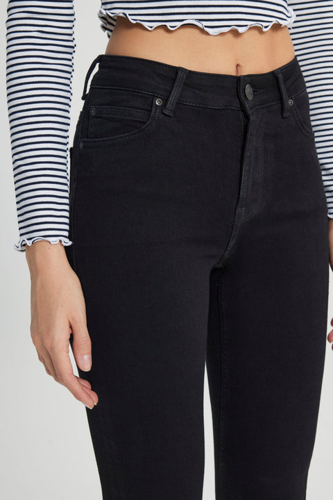 Lee Women's Black Forever Skinny Fit Slim Cut High Waist Jeans | Lee In Lebanon