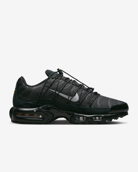 Nike Men's Black Air Max Plus Utility Sneakers |Nike In Lebanon