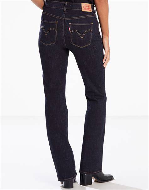 Levi's Women's Mid-Rise Classic Bootcut Jeans |Levi's In Lebanon