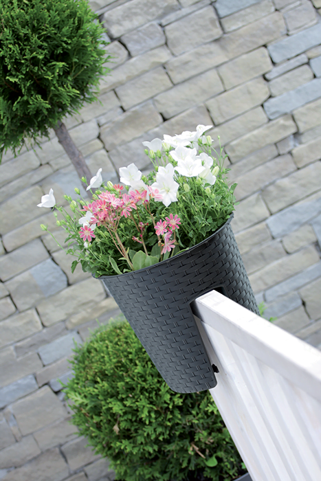 Prosperplast Black Ratolla Railing Oval Flowerpot | Prosperplast in Lebanon