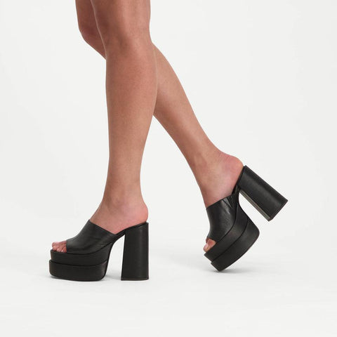 Steve Madden Women's Black Leather Cagey Sandals | Steve Madden In Lebanon