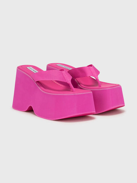 Steve Madden Women's Fuschia GWEN Sandals | Steve Madden In Lebanon