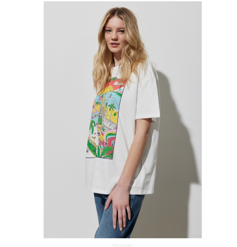 Wrangler Women's White Print Oversize Fit Relaxed Cut Crew Neck T-Shirt | Wrangler In Lebanon