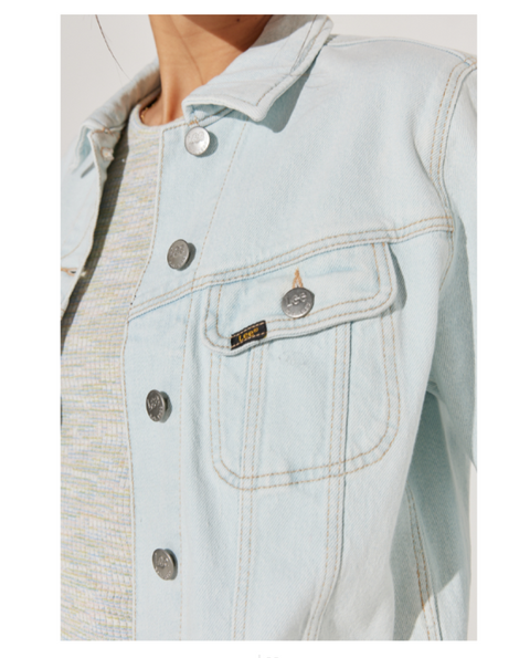 Lee Women's Light Blue Trucker Regular Fit Cut Denim Jacket | Lee In Lebanon