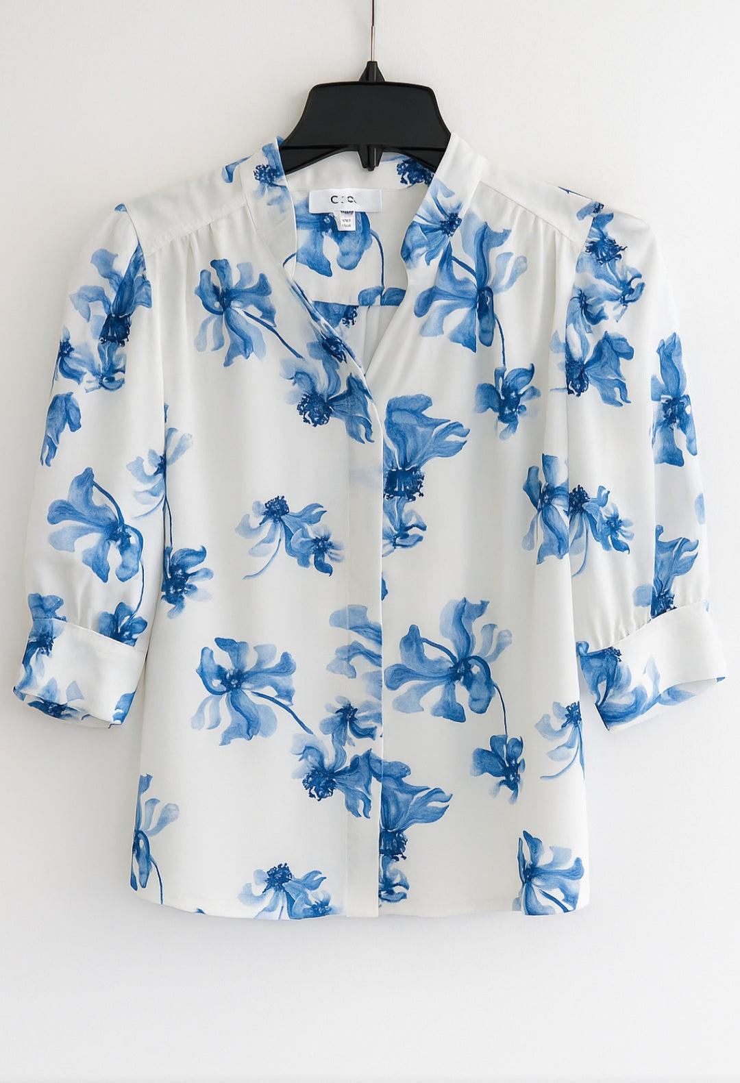 CeCe Women's White & Blue Floating Florals Shirt | CeCe In Lebanon
