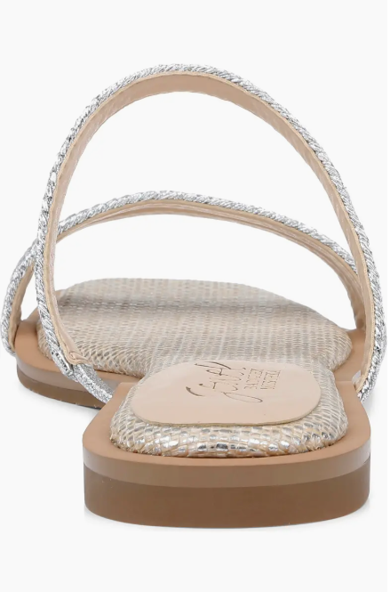 Jewel Badgley Mischka Women's Silver Helena Evening Flat Sandals | Jewel Badgley Mischka In Lebanon