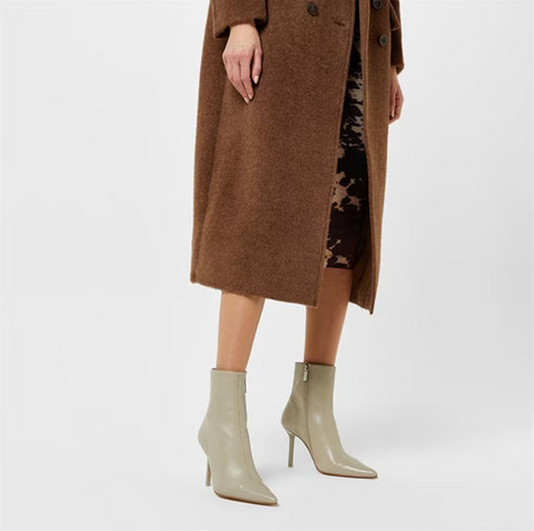 Steve Madden Women's Greige Leather Lyanna Boots | Steve Madden in Lebanon
