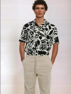 Sinsay Men's Black & White Printed Shirt | Sinsay In Lebanon