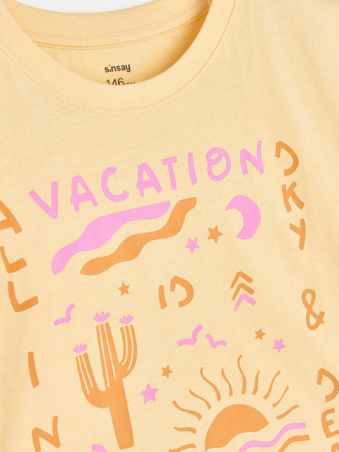 Sinsay Girl's Light Yellow T-Shirt With Decorative Print | Sinsay In Lebanon