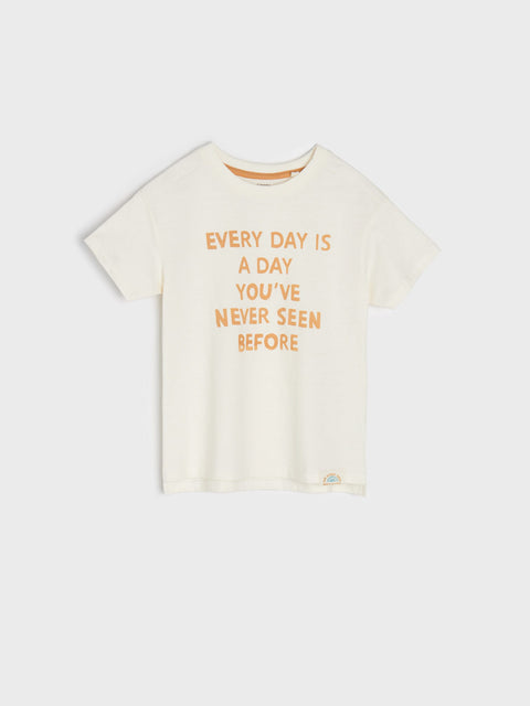 Sinsay Boy's Off White T-Shirt | Sinsay In Lebanon