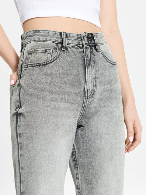 Sinsay  Women's Light Grey  High Waist Mom Jeans   | Sinsay in Lebanon