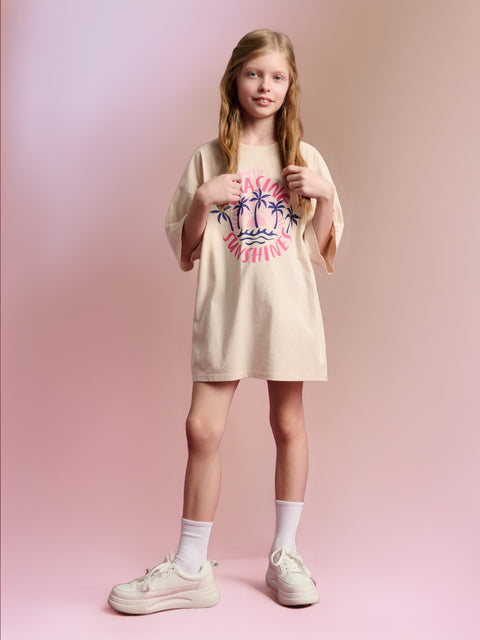 Sinsay Girl's Beige Oversized Short-Sleeve T-Shirt With Print | Sinsay In Lebanon