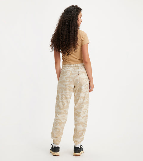 Levi's Women's Camouflage Printed Off Duty Sweatpants  | Levi's in Lebanon