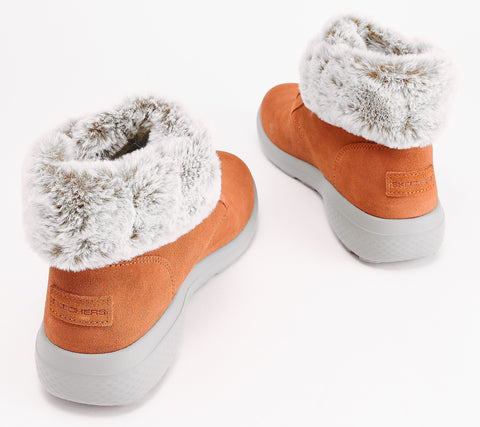 Skechers On Women's Brick In The Go City Ankled Boots |Skechers On In Lebanon