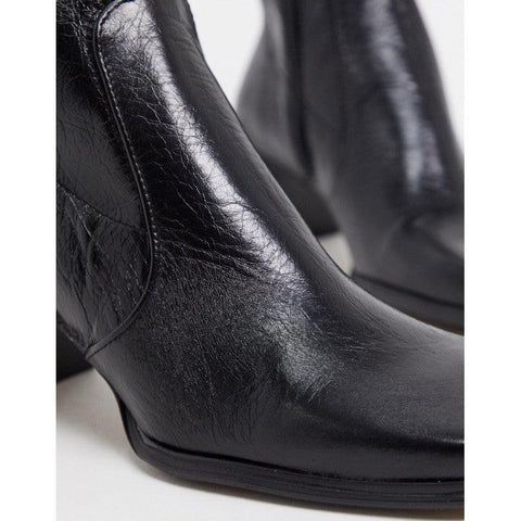 ASOS DESIGN Women's Black Heeled Boots ANS1036