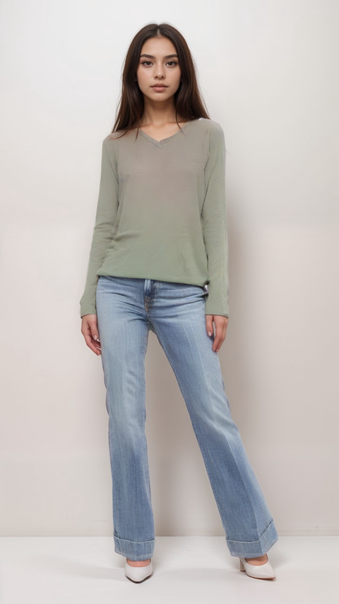 Beloved Women's Green Long-Sleeve Blouse | Beloved in Lebanon