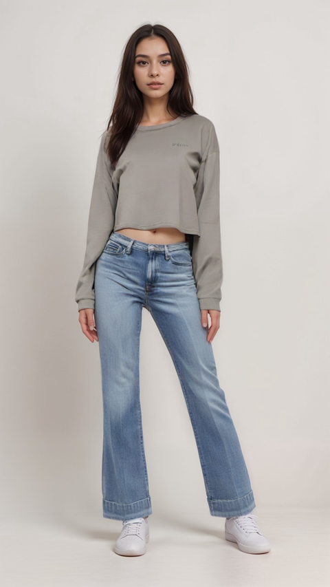 LeGer Women's Green Oversized Sweatshirt | LeGer in Lebanon