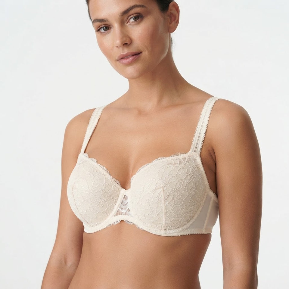 B.tempt'd Women's Off-White Elegant Lace Underwire Bra