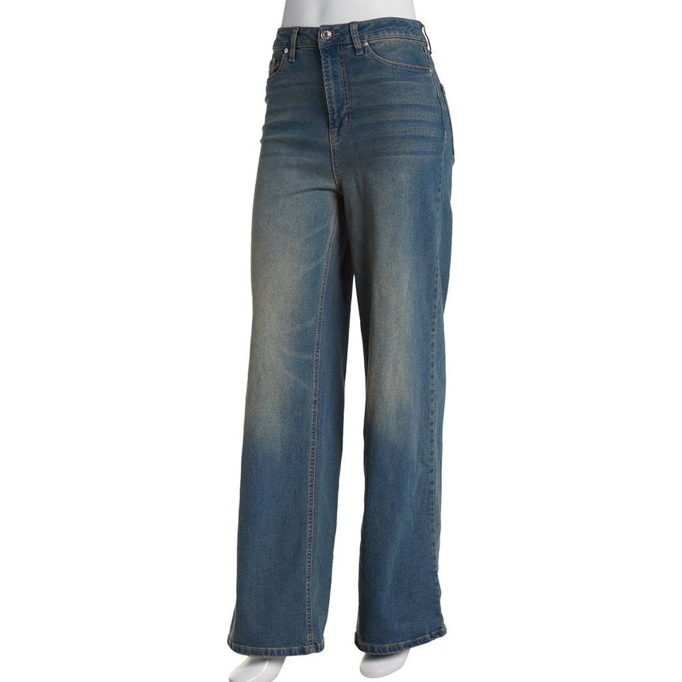 Madden Girl Women's Blue 90s Faded Relaxed Fit Jeans