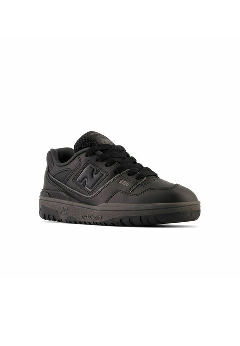 New Balance Kid's Black  Walking trainers Sneakers    |New Balance  in Lebanon