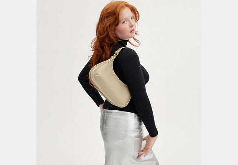 Coach Women's Off White Leatherware Shoulder Bag |Coach In Lebanon
