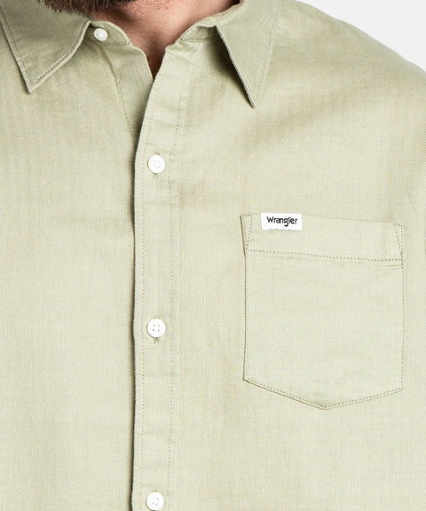 Wrangler Men's Khaki Green Regular Fit Regular Cut 100% Cotton Plaid Long Sleeve Shirt | Wrangler In Lebanon