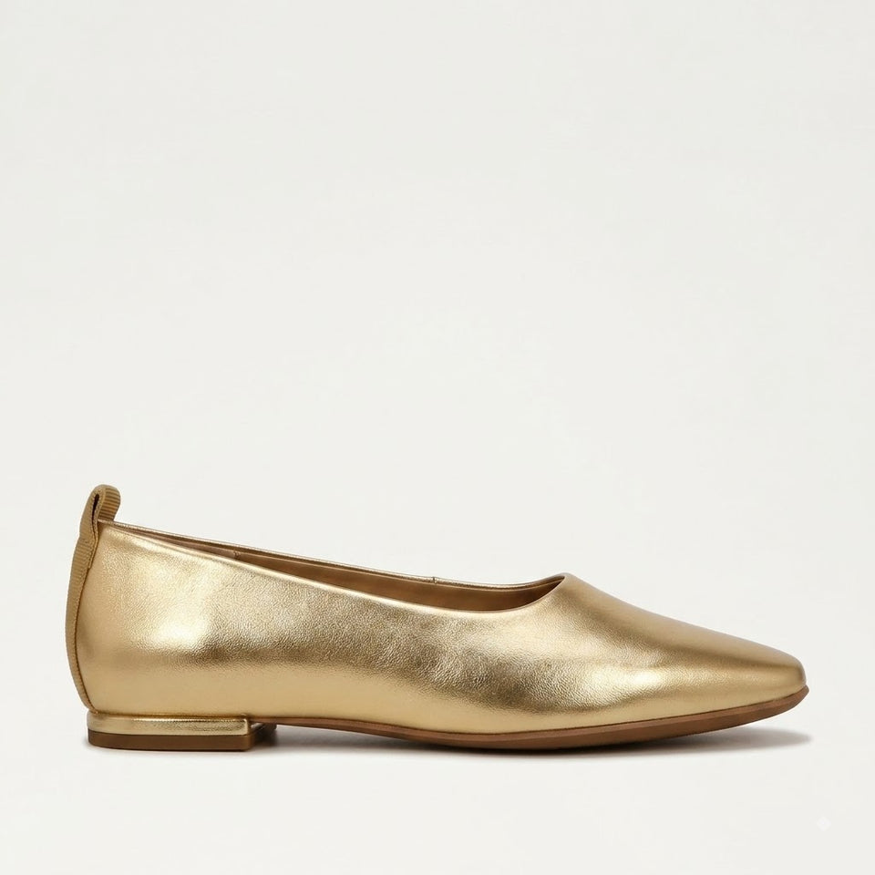 Franco Sarto Women's Gold Vana Flats
