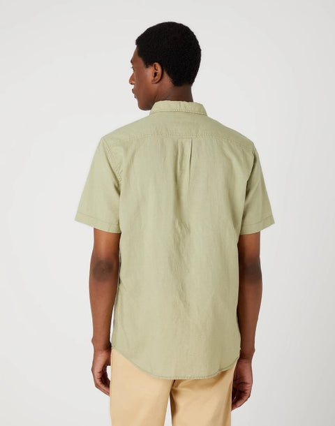 Wrangler Men's Tea Leaf Ss 1 Pocket Shirt |Wrangler In Lebanon