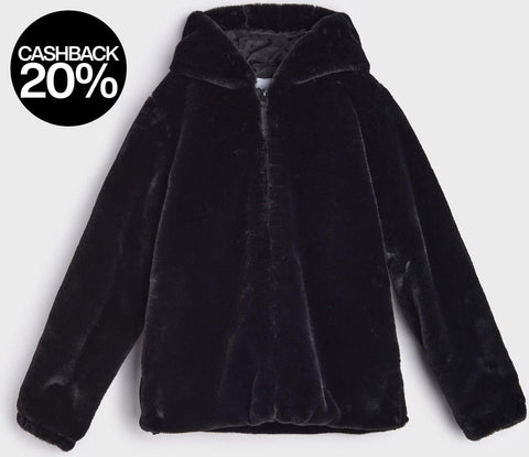 Black fleece jacket on a white background with a cashback 20% offer.