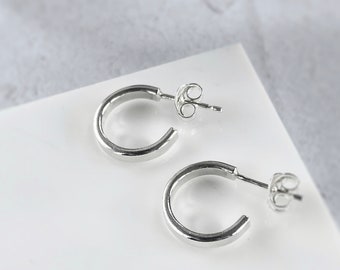 SD Women's Silver Small Hoop Earring| SD  in Lebanon