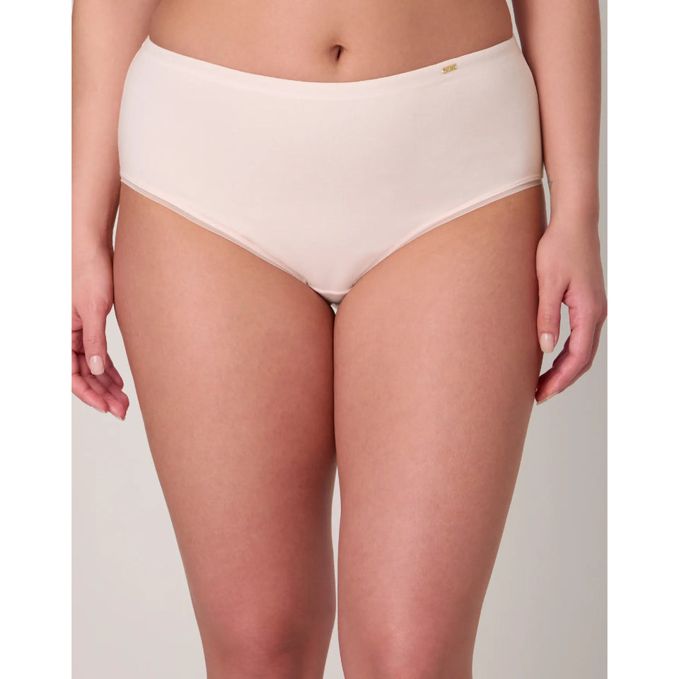 Bali Women's Pale Pink Cotton Briefs