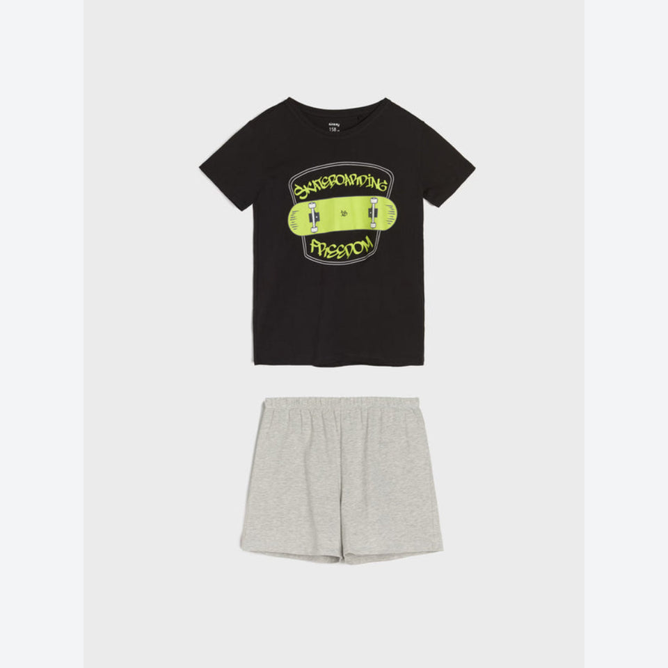 Sinsay Boy's Black & Grey "Skateboarding is Freedom" Graphic Pajama Set