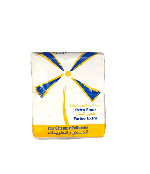 Le Moulin Blanc Extra  Flour  908g