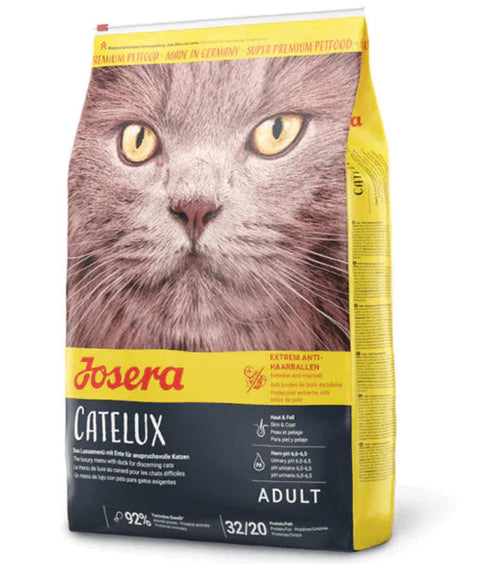 Bag of Josera Catelux cat food with a cat's face on the packaging.