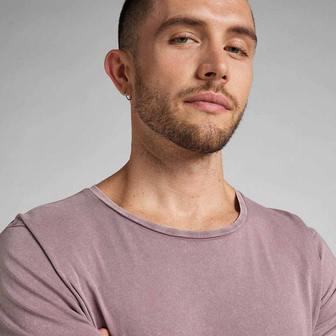 Lee Men's Washed Dusty Rose Crew Neck T-Shirt | Lee In Lebanon
