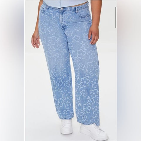 Forever 21 Women's Light Blue Plus Size 90's Fit Relaxed Leg Floral Jeans | Forever 21 In Lebanon