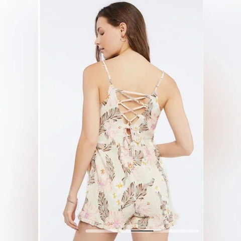 Forever 21 Women's Tropical Print Lace-Back Romper |Forever 21 In Lebanon