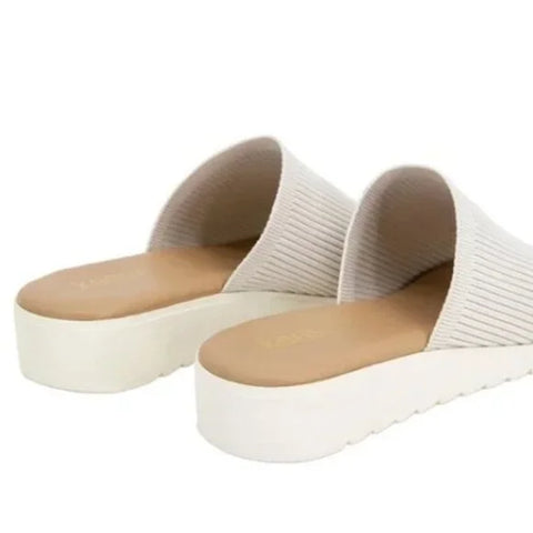 Kensie Women's Beige Ellie Flexible Outsole Padded Slippers | Kensie In Lebanon