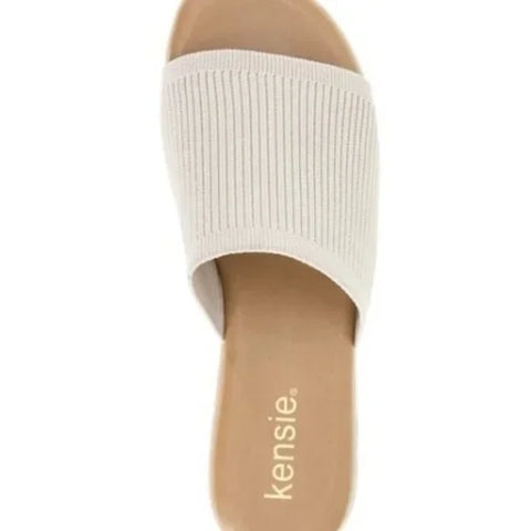 Kensie Women's Beige Ellie Flexible Outsole Padded Slippers | Kensie In Lebanon