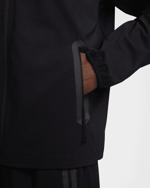 Nike Men's Black Tech Woven Jacket | Nike In Lebanon
